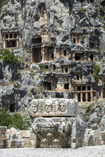 Restes Archéologiques Des Tombes Taillées Dans Roche Lycienne Myra Turquie — Photo