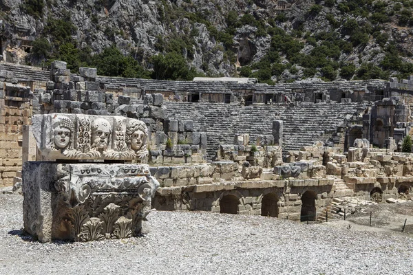 Restes Archéologiques Des Tombes Taillées Dans Roche Lycienne Myra Turquie — Photo