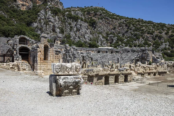 Restes Archéologiques Des Tombes Taillées Dans Roche Lycienne Myra Turquie — Photo