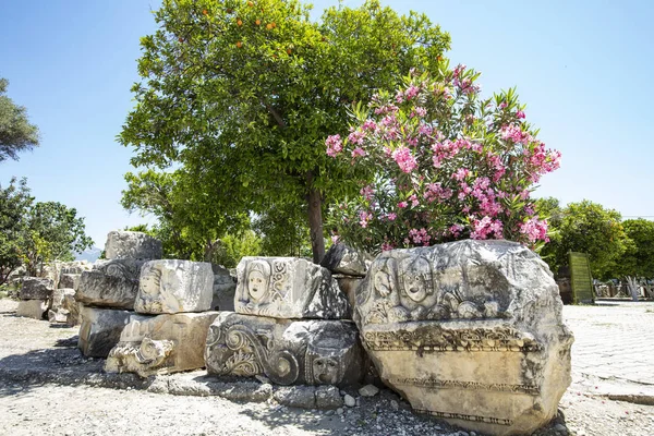 Resti Archeologici Delle Tombe Scavate Nella Roccia Licia Myra Turchia — Foto Stock