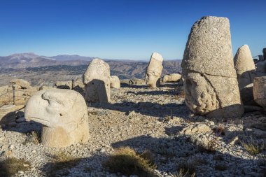 Türkiye'de Nemrut Dağı.