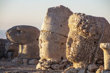 Statues on top of the Nemrut Mountain, in Adiyaman, Turkey clipart