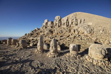 Statues on top of the Nemrut Mountain, in Adiyaman, Turkey clipart