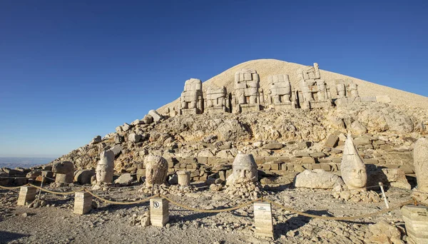 Estátuas Topo Montanha Nemrut Adiyaman Turquia — Fotografia de Stock