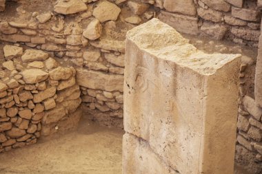 Göbeklitepe, Sanliurfa / Türkiye. Göbekli Tepe, Şanlıurfa, Türkiye 'de bir arkeoloji alanıdır.