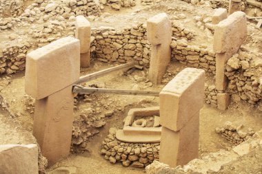 Göbeklitepe, Sanliurfa / Türkiye. Göbekli Tepe, Şanlıurfa, Türkiye 'de bir arkeoloji alanıdır.