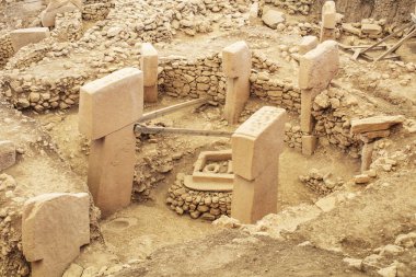 Göbeklitepe, Sanliurfa / Türkiye. Göbekli Tepe, Şanlıurfa, Türkiye 'de bir arkeoloji alanıdır.