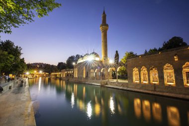 Balikligol, Sanliurfa / Türkiye. Balikligol Camii (Balık Gölü )