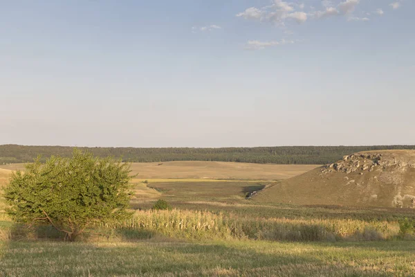 Piękna Krajobrazu Wiejskiego Krajobraz Sfotografowany Nord Mołdawii — Zdjęcie stockowe