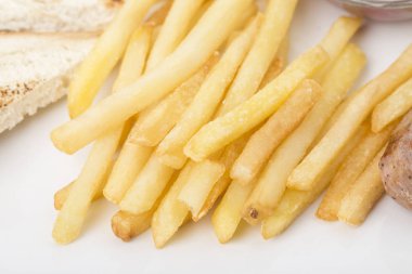 Fragmnet patates kızartması ile kahvaltı. Yakın çekim.