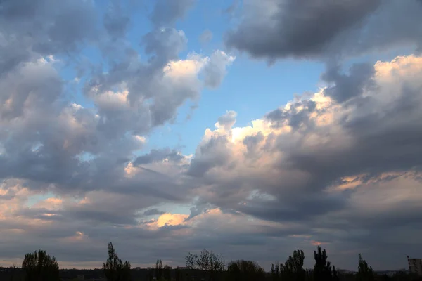 Barevná Dramatická Obloha Mrakem Při Západu Slunce Toto Obloha Moldavska — Stock fotografie