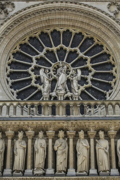 Notre Dame of Paris, Franța, rozette on fatade, Our Lady — Fotografie, imagine de stoc