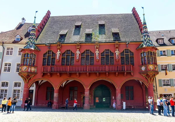 Geschiedenis warenhuis (Kaufhaus). Freiburg im Breisgau, Germa — Stockfoto