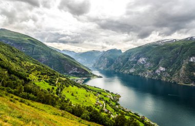 Aurlandsf manzara güzel inanılmaz hava Panorama Görünümü