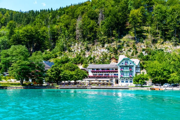 Lago Wolfgangsee em St Gilgen. Salzkammergut, Salzburgo, Austr — Fotografia de Stock