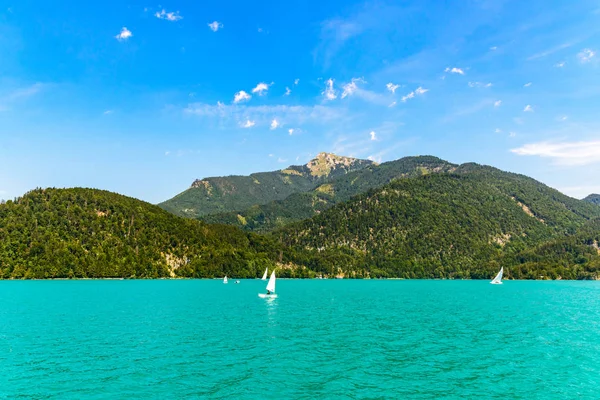 St Gilgen'de Wolfgangsee gölü. Salzkammergut, Salzburg, Austr