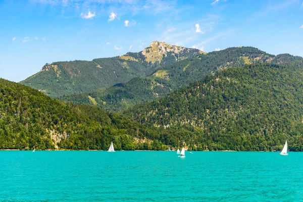St Gilgen'de Wolfgangsee gölü. Salzkammergut, Salzburg, Austr
