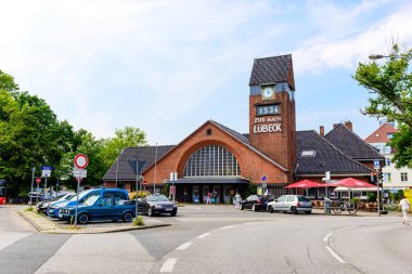 Lubeck 'teki tren istasyonu, Travemunde. Schleswig-Holstein, Almanya