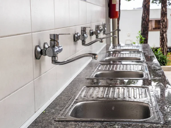 Water Taps Hand Washing Dishes — Stock Photo, Image