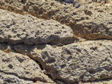 Deniz kıyısında taş dokusu