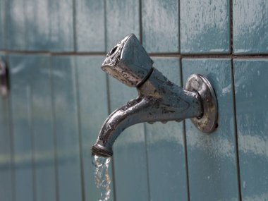 el yıkama ve bulaşıklar için su muslukları