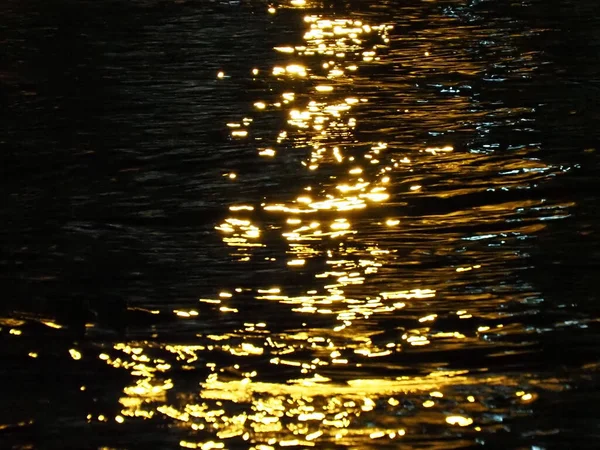 Evening Colored Reflections River Rays Setting Sun — Stock Photo, Image