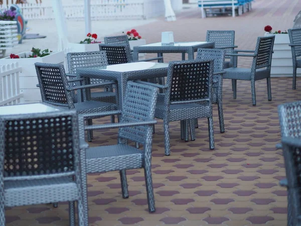 Cafe Ohne Menschen Einer Resortstadt Ohne Menschen Währen Quarantin — Stockfoto