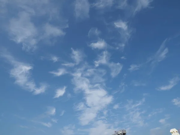 Nuvens Brancas Céu Azul — Fotografia de Stock