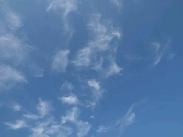 Fehér Felhők Kék Égen — Stock Fotó