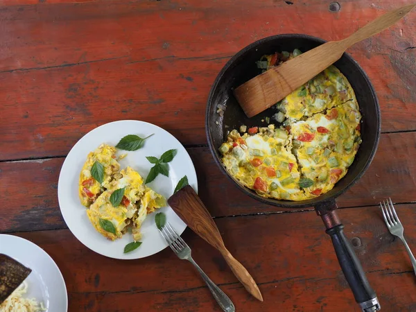 Light Healthy Breakfast Scrambled Eggs Vegetables — Stock Photo, Image