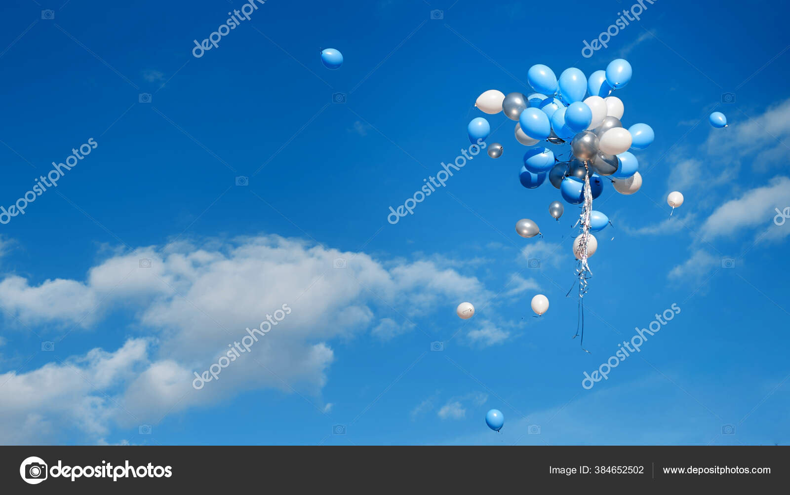 Weisse Und Blaue Luftballons Wurden Losgelassen Und Fliegen Hoch In Den Blauen Himmel Stockfotografie Lizenzfreie Fotos C Anton Ilchenko 384652502 Depositphotos