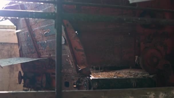 Моторошна Покинута Будівля Фермерського Будинку Внутрішні Кадри Зйомки Стедікаму Страшне — стокове відео