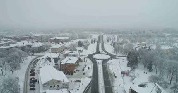 Vista Aérea Ciudad Congelada Frío Día Invierno Salida Del Sol — Vídeo de stock