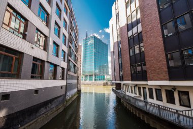 Hamburg, Almanya - 30 Haziran 2018: Hamburg'un Depo bölgesi (Speicherstadt), Almanya. 