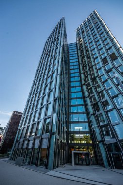 Hamburg, Almanya-Temmuz 03, 2018: Tanzende Tuerme (anlam dans kuleleri) Reeperbahn St Pauli gökdelen Hadi Teherani BRT Architects tarafından tasarlanan. 