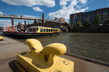 Hamburg, Almanya - 30 Haziran 2018: Hamburg'un Depo bölgesi (Speicherstadt), Almanya.