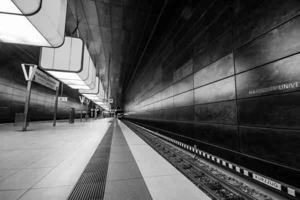 Hamburk Německo Července 2018 Stanice Metra Světly Univerzitě Oblasti Speicherstadt — Stock fotografie