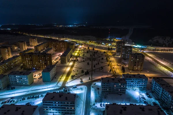 Flygplatsutsikt Över Staden Natten Vinterlandskap — Stockfoto