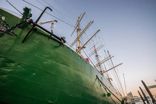 Hamburg Alemanha Julho 2018 Porto Hamburgo Alemanha Com Grande Barco — Fotografia de Stock