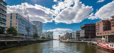 Hamburg, Almanya - 30 Haziran 2018: Hamburg'un Depo bölgesi (Speicherstadt), Almanya.