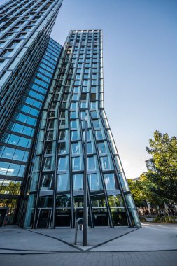 Hamburg, Almanya-Temmuz 03, 2018: Tanzende Tuerme (anlam dans kuleleri) Reeperbahn St Pauli gökdelen Hadi Teherani BRT Architects tarafından tasarlanan. 