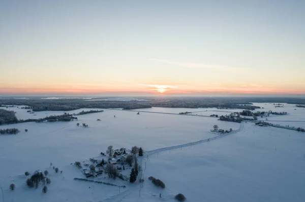 Hava Güzel Bir Gün Batımı Görünümünde Kış Orman — Stok fotoğraf