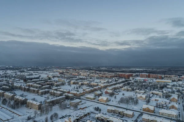 Flyg Utsikt Över Staden Kall Vinter Morgon Solnedgång Dimmigt Dag — Stockfoto