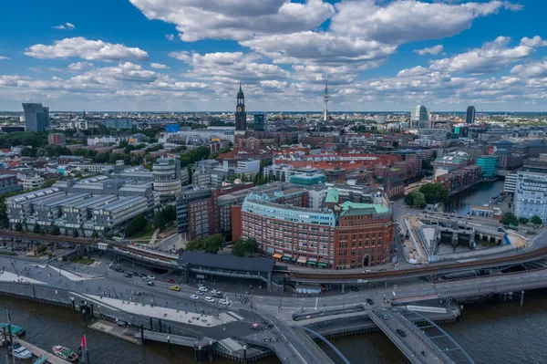 Légifotó Csodálatos Kikötő Hamburg Németország Csónakok Hajók Gyönyörű Épületek — Stock Fotó