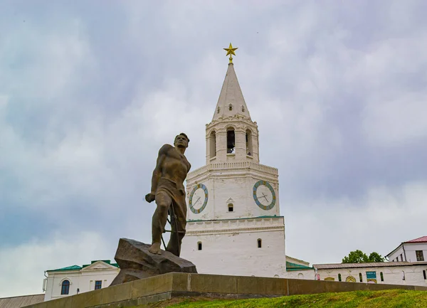 Kazan. Mösyö Jalil 'in anıtı..