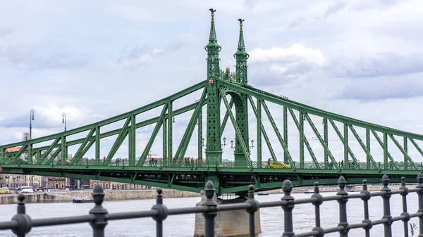 Ponte da Liberdade em Budapeste, húngaro — Fotografia de Stock