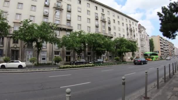 Gyor Hungary 05 07 2019 a flix bus passes downtown Gyor — Stock Video