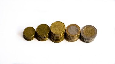 farklı değerlerde euro sikke satır