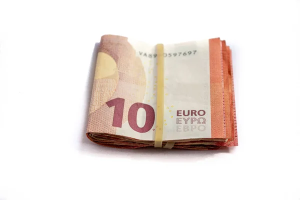 katlanmış 10 euro banknot paketinin yakın çekim görünümü