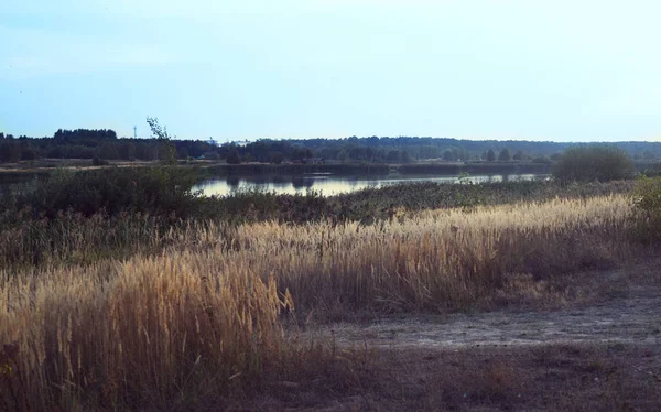 Hermosa Mañana Lago — Foto de Stock